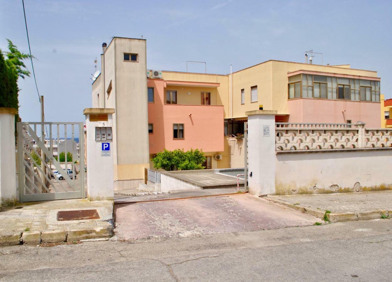 Appartamento Scirocco Tramontana Gallipoli Exterior foto